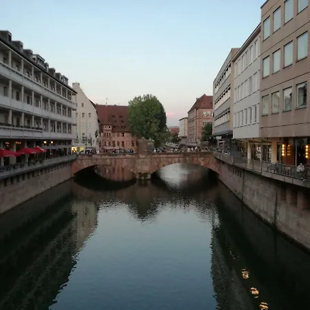 Ferien - Und Messewohnung Am Woehrder * Nürnberg