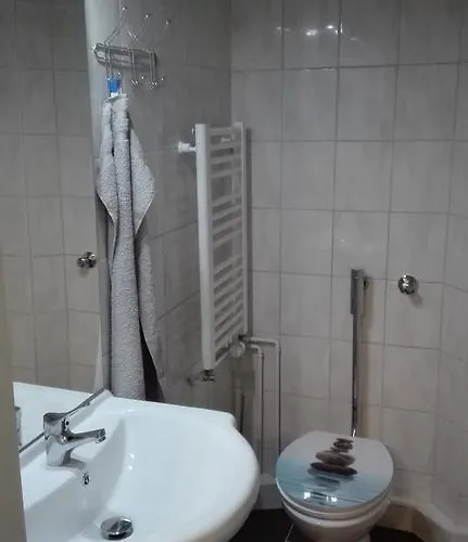 Ferien - Und Messewohnung Am Woehrder